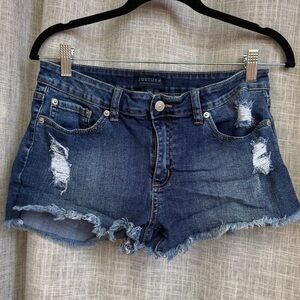 Just USA Women's Distressed Denim Shorts size 28